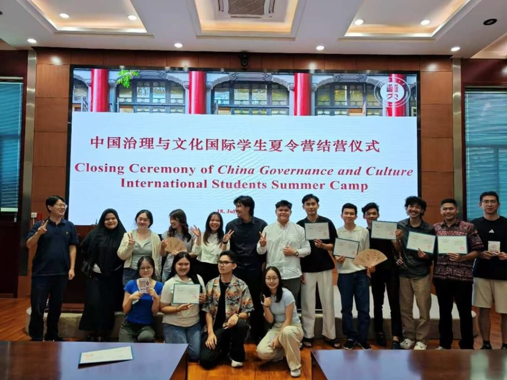 Dari Wuhan untuk Masa Depan: Student Exchange di CCNU Wujud Komitmen Universitas Adhyaksa Membangun Lulusan Berstandar Global